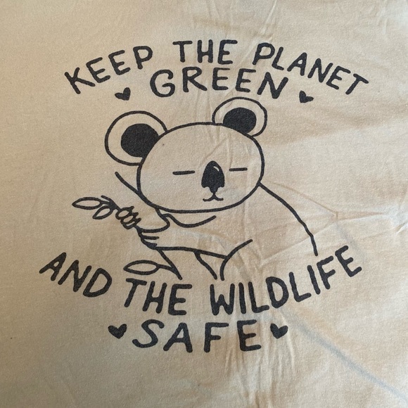 Graphic Tee - Picture 1 of 4